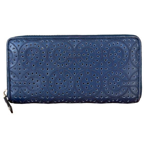 COACH Madison Blue Laser Cut Leather Accordion Zip-Around Wallet - Picture 2 of 12